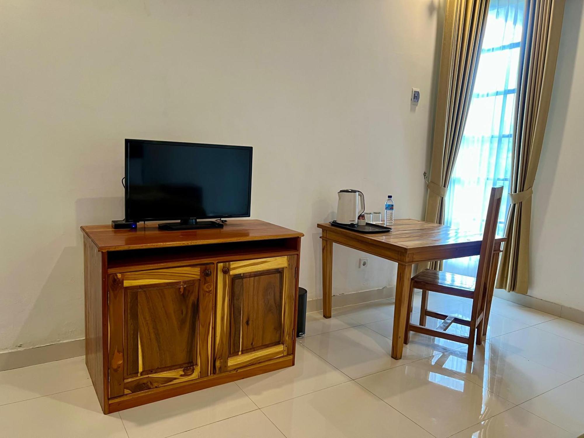 Pohon Purba Resort & Restaurant Labuhan Pandan Exterior foto